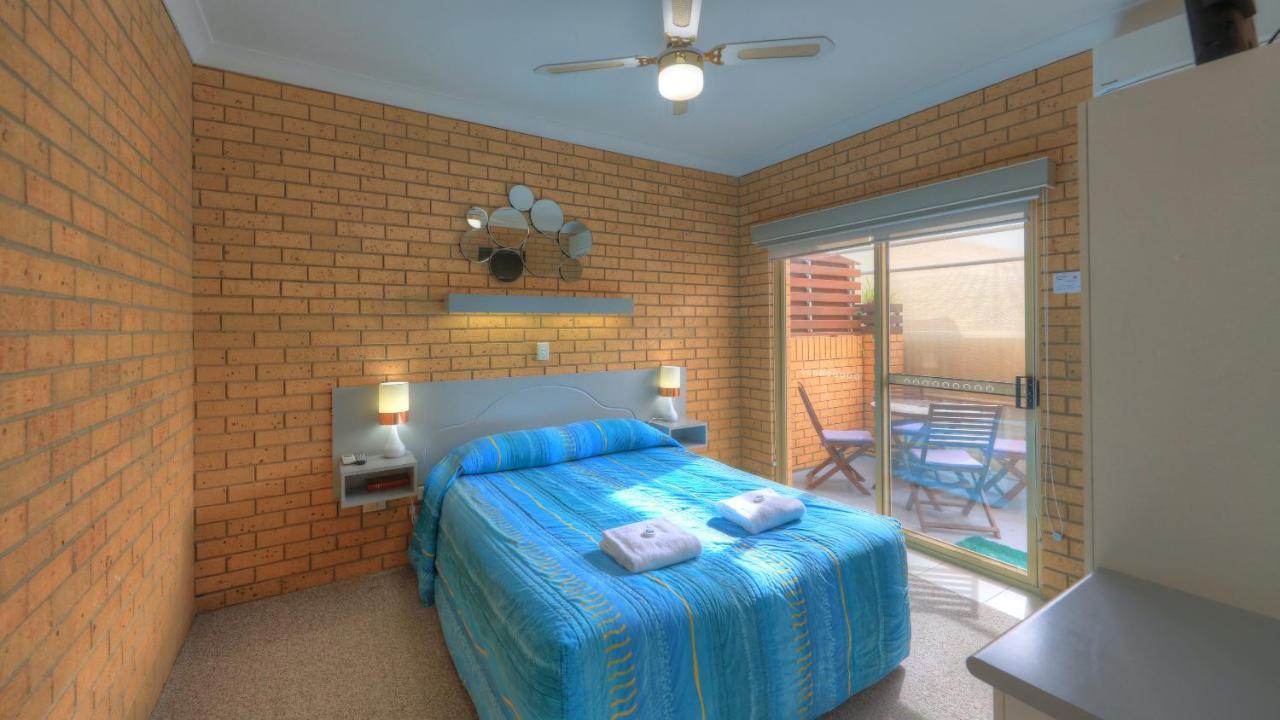 Yamba Motor Inn מראה חיצוני תמונה